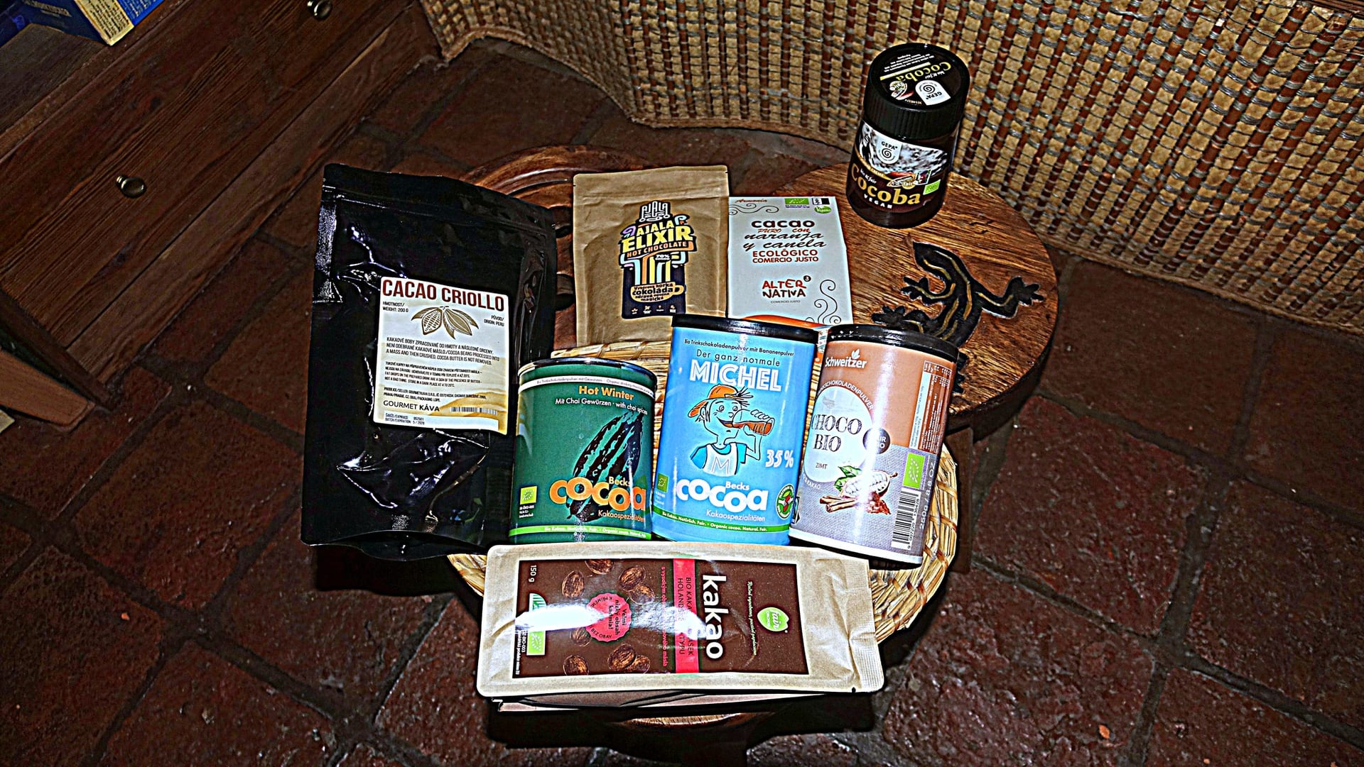 Koš s fair‑trade kakaem — Cacao Criollo, Sao Tomé, Cocoba